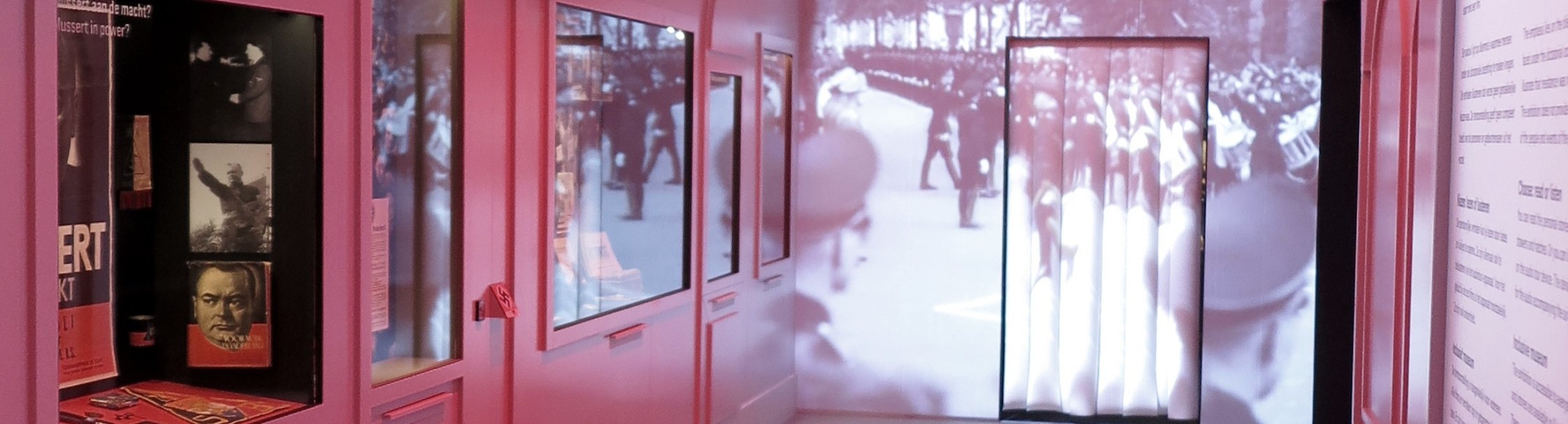 A red coloured lightning museumspace